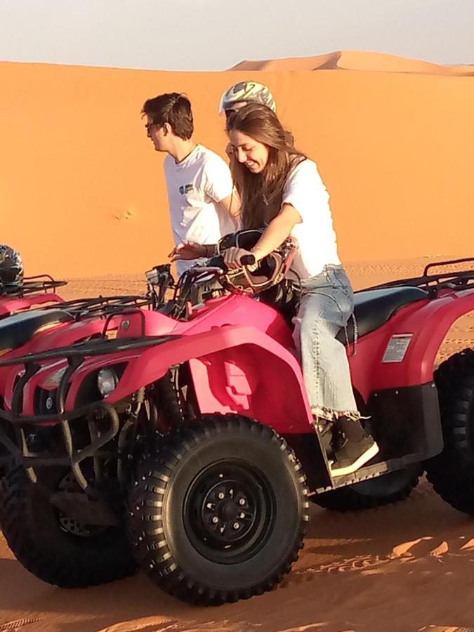Akabar Luxury Desert Camp Merzouga Bagian luar foto