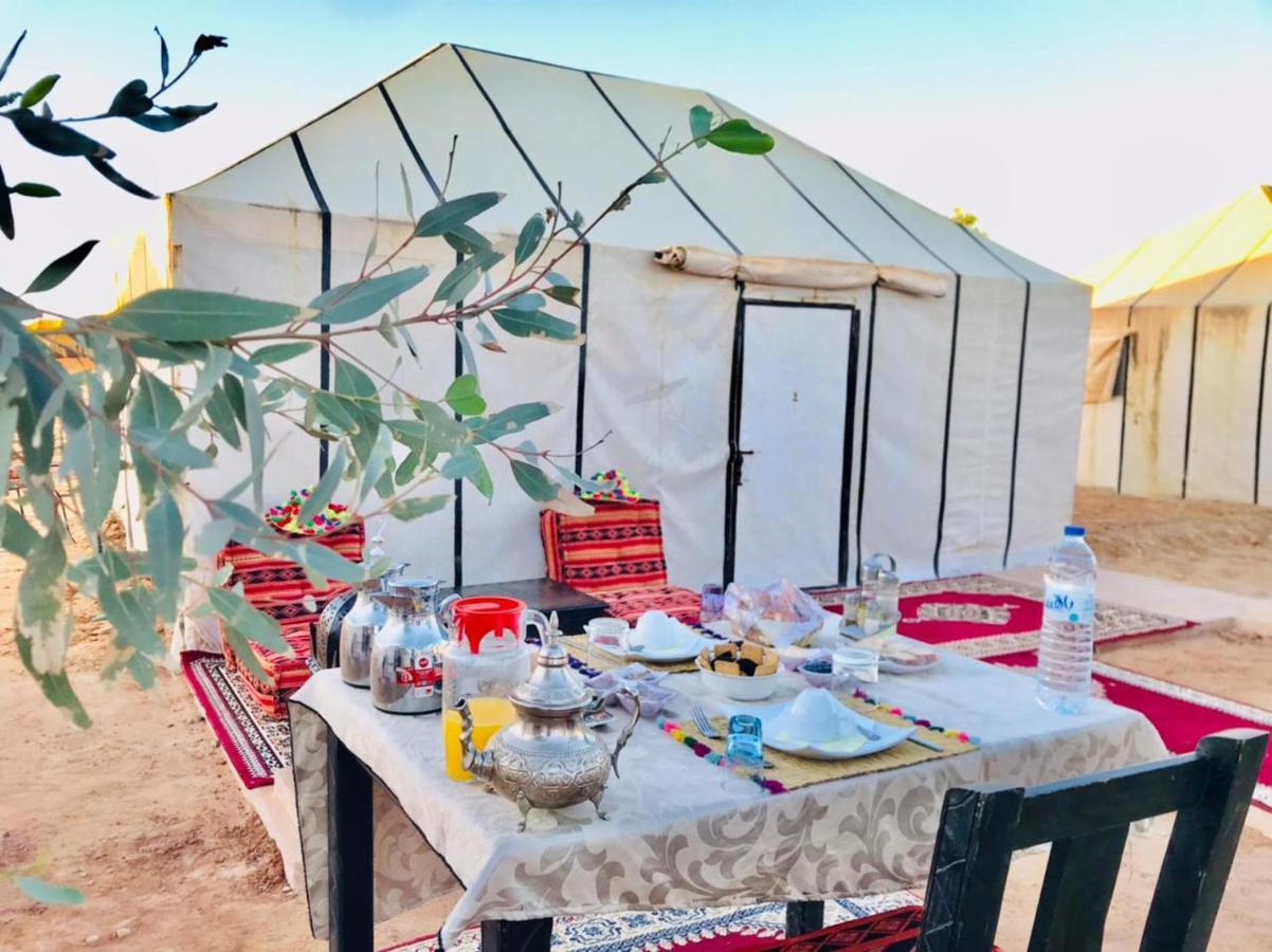 Akabar Luxury Desert Camp Merzouga Bagian luar foto
